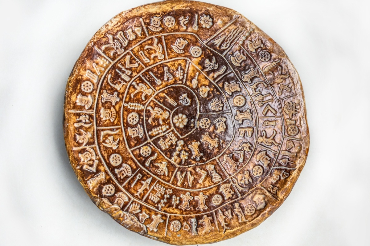 Phaistos Disc: A Fascinating Enigma from the Ancient World